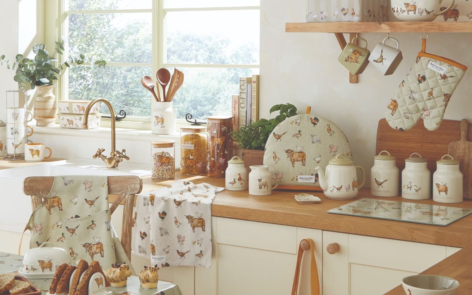 Cooksmart Buttercup Farm